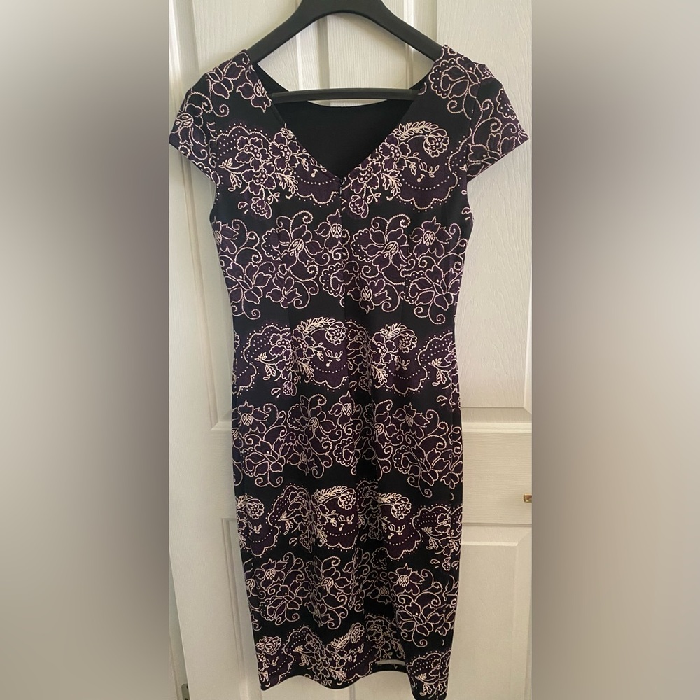 RONNIE NICOLE… Elegant Black and Pink Floral Dress